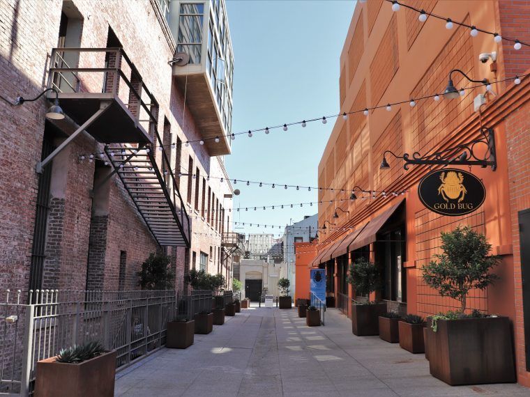 Old Pasadena Alley Gold Bug