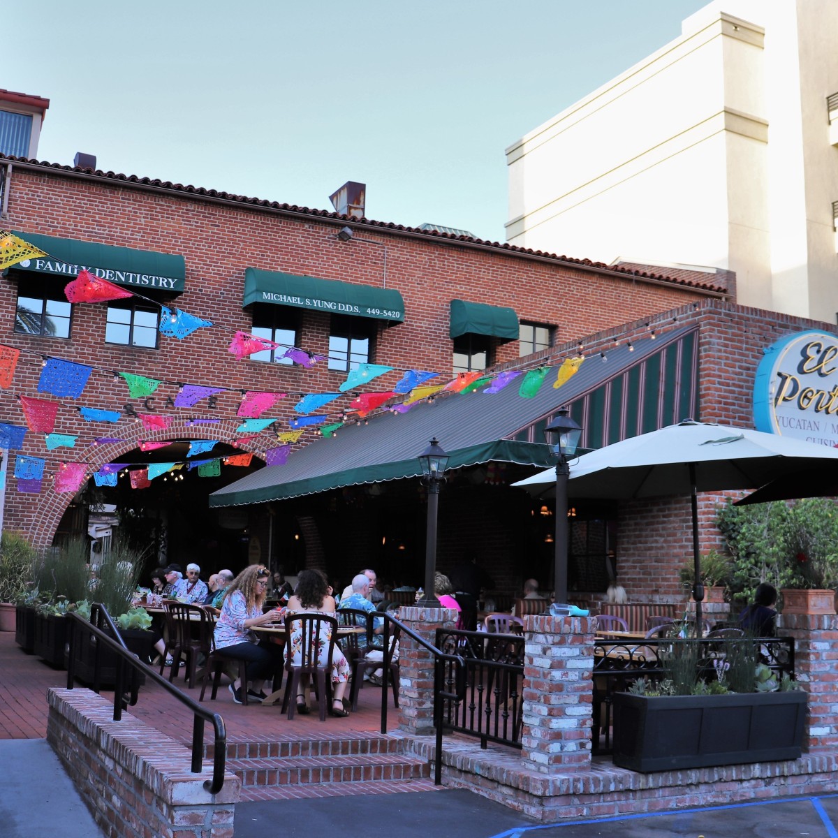 El Portal mexican restaurant